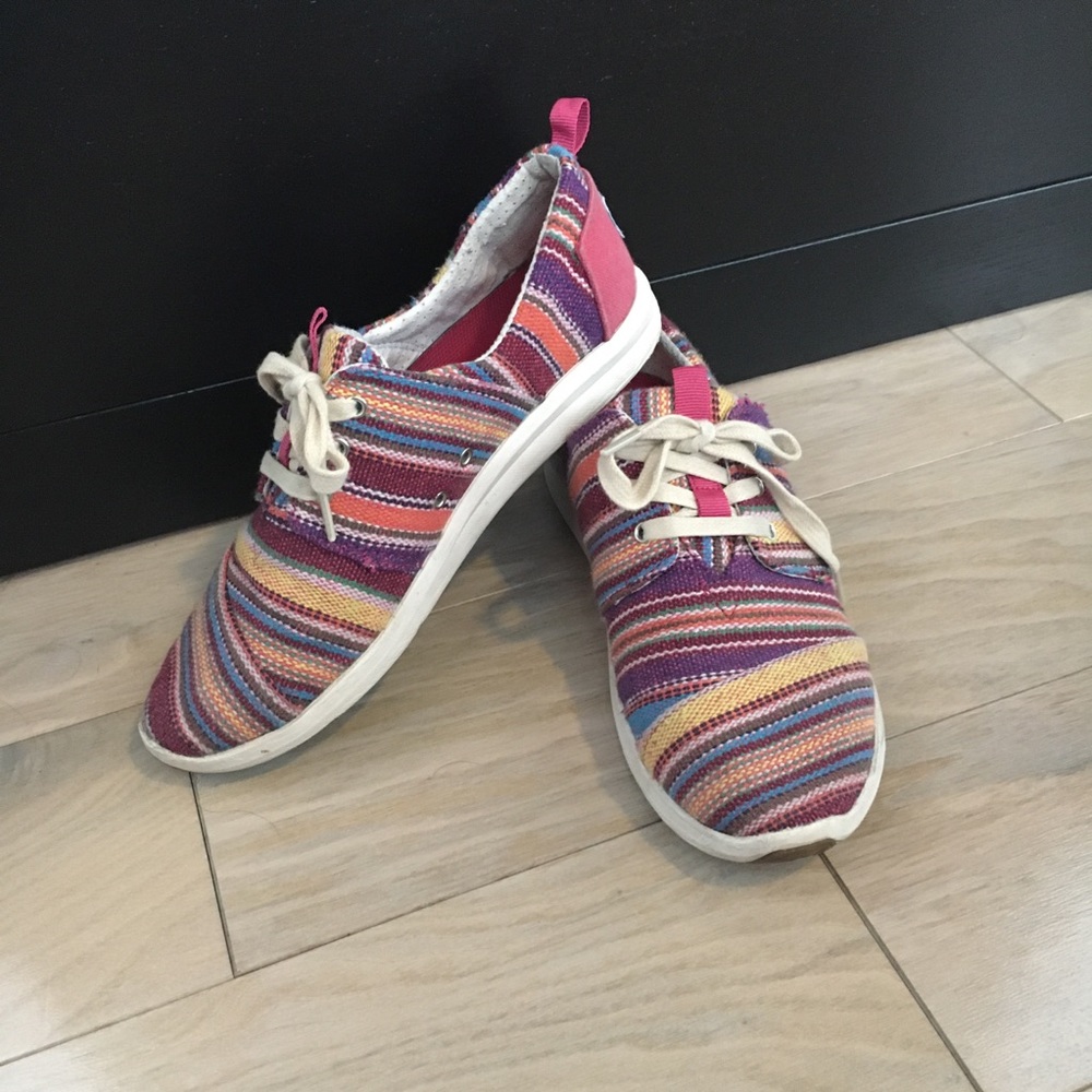 Toms Sneakers